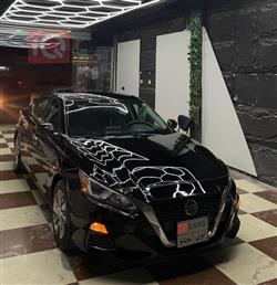 نيسان ألتيما